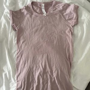 light pink lululemon swiftly tech